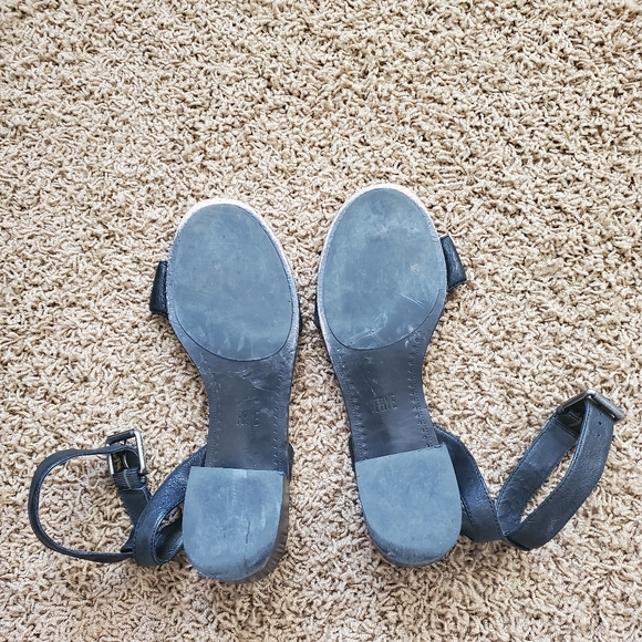 Frye Cindy ankle strap sandals. Size 10. - Picture 12 of 14
